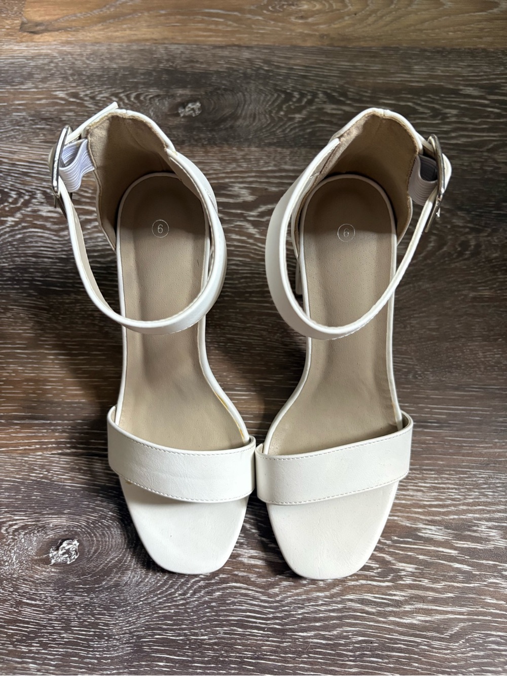 Women’s Ankle-Strap Sandals in White